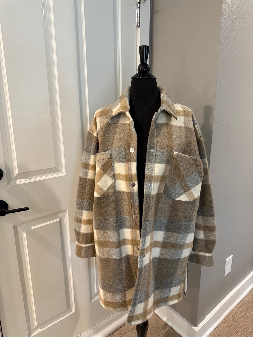 Marled Plaid Utility Shacket Jacket - Taupe, Cream & Gray